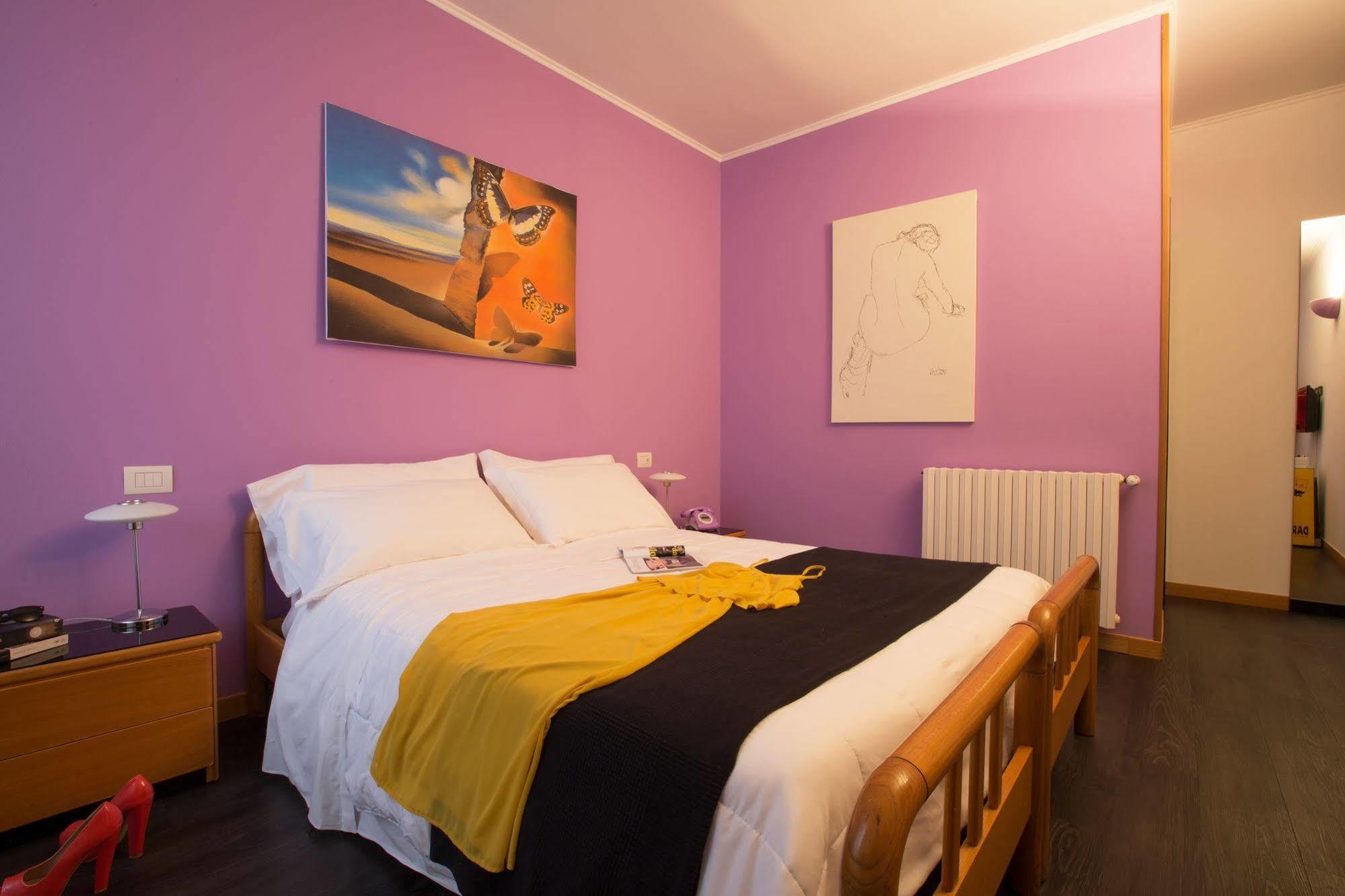 Albergo Giardino เชอร์นอบบิโอ ภายนอก รูปภาพ